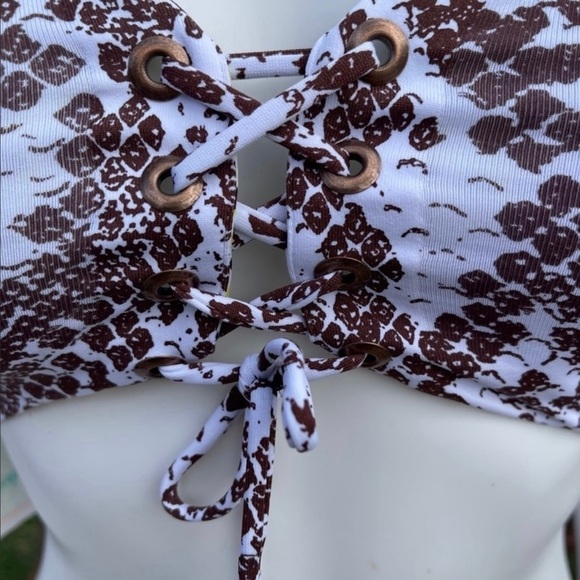 💋NWT MAAJI Mamba Viva Chi Chi Reversible Bikini 2Piece Set - Picture 7 of 11